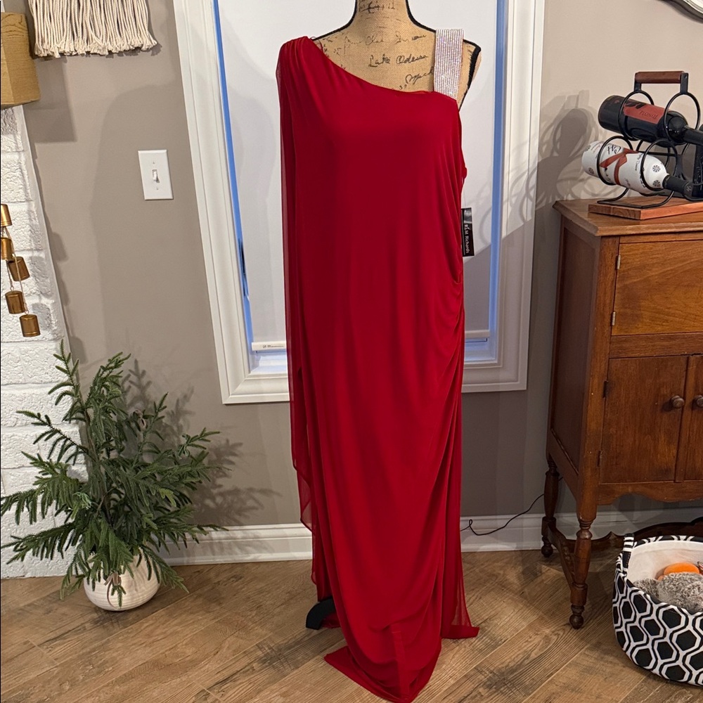 🆕 R&M Richards Red One-Shoulder Dress with Rhinestone Detail